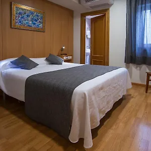 Iraipe Izaga Hostal 2*, Noain Spain